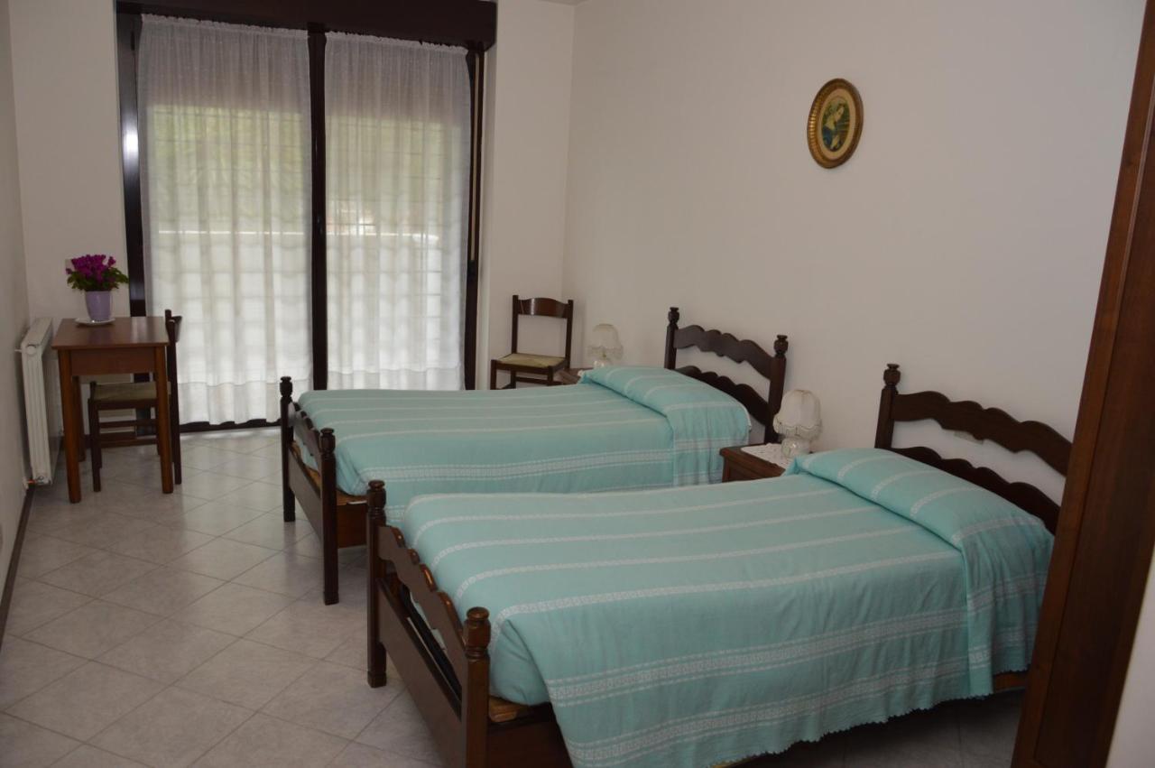 Domus Achille Fosco Hotel Ciampino Eksteriør billede
